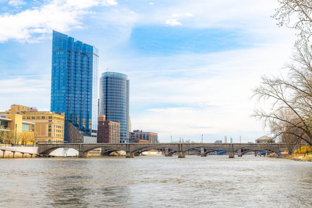 Tree service in Grand Rapids